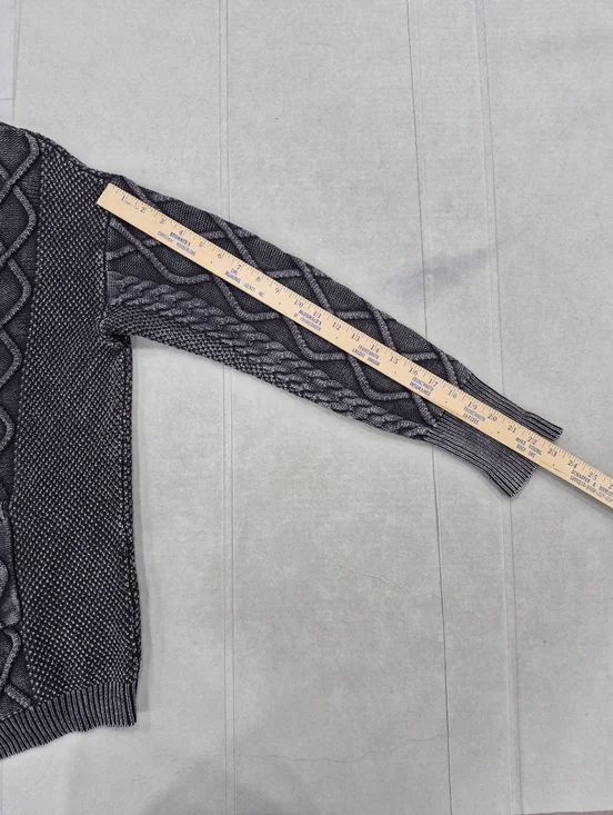 Easel cable knit cardigan sweater women's small ash gray burnout horn buttons - Picture 5 of 12